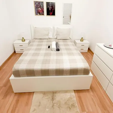 Privatunterkunft Privado Patio Agualva-Cacem
